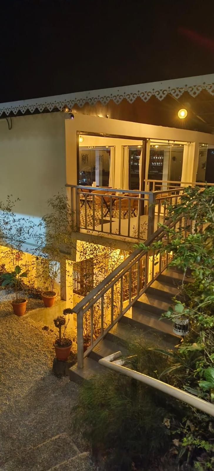 Aam'S Courtyard Hotel Kalimpong Buitenkant foto