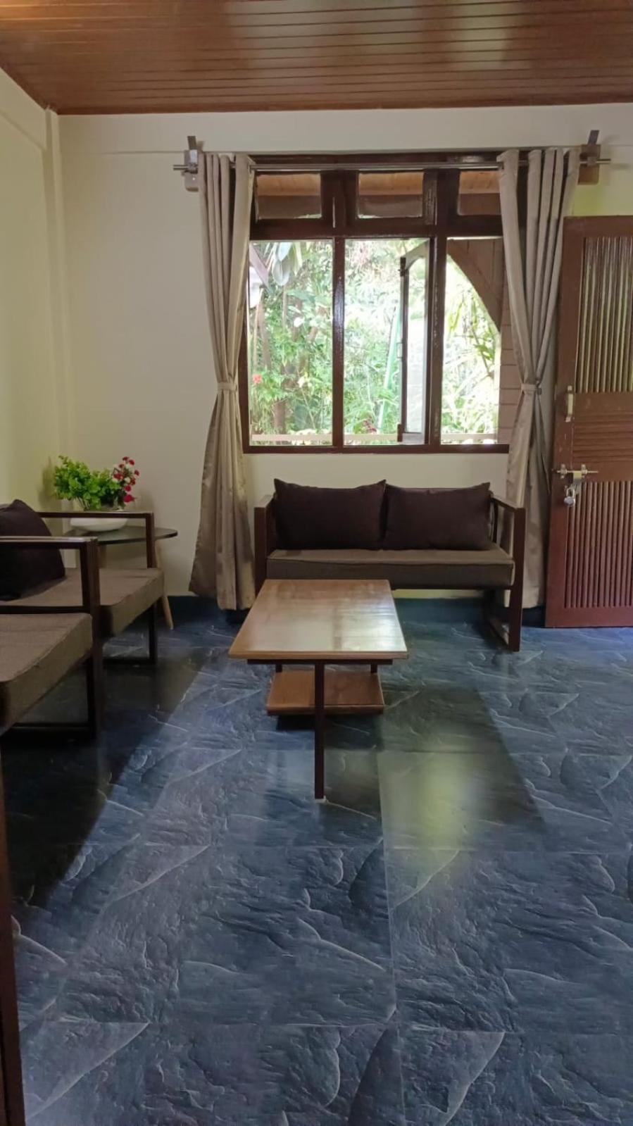Aam'S Courtyard Hotel Kalimpong Buitenkant foto